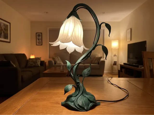 FloraGlow Botanical masa lambası